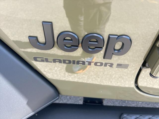 new 2025 Jeep Gladiator car, priced at $39,445