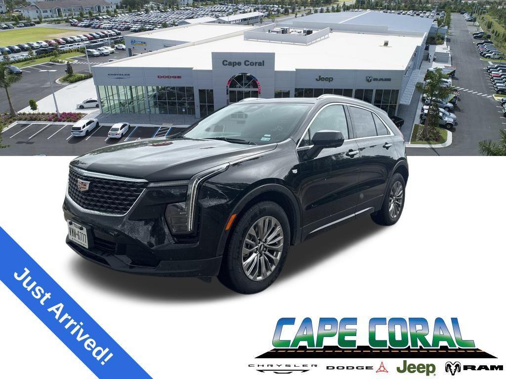 used 2025 Cadillac XT4 car, priced at $28,994