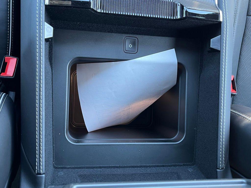 new 2025 Jeep Grand Wagoneer car, priced at $92,235