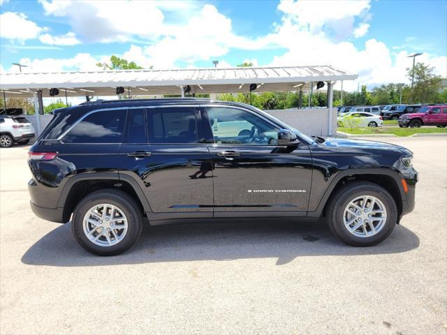 new 2024 Jeep Grand Cherokee car, priced at $38,925