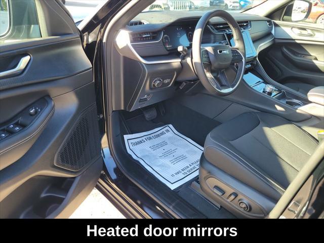 new 2025 Jeep Grand Cherokee car, priced at $31,995