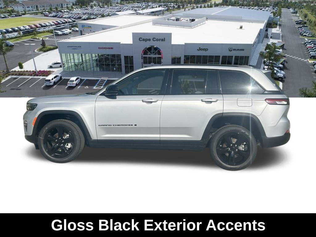 new 2025 Jeep Grand Cherokee car, priced at $37,520