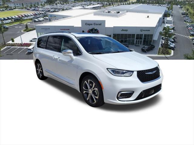 new 2024 Chrysler Pacifica car, priced at $49,670