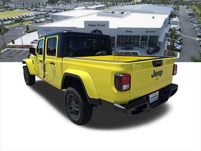 new 2024 Jeep Gladiator car, priced at $34,996