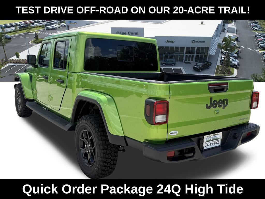 new 2025 Jeep Gladiator car, priced at $45,599