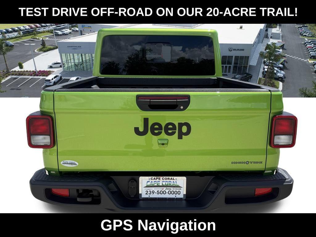 new 2025 Jeep Gladiator car, priced at $45,599
