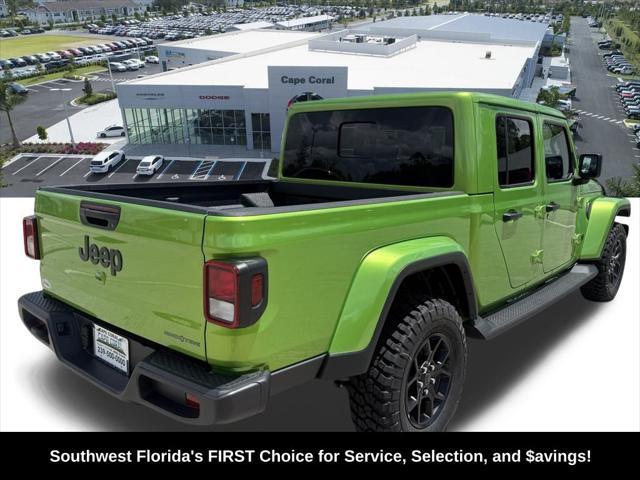 new 2025 Jeep Gladiator car, priced at $45,965