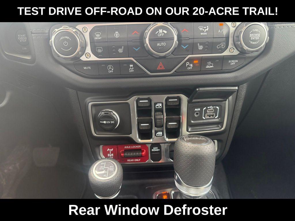 new 2025 Jeep Gladiator car, priced at $56,150