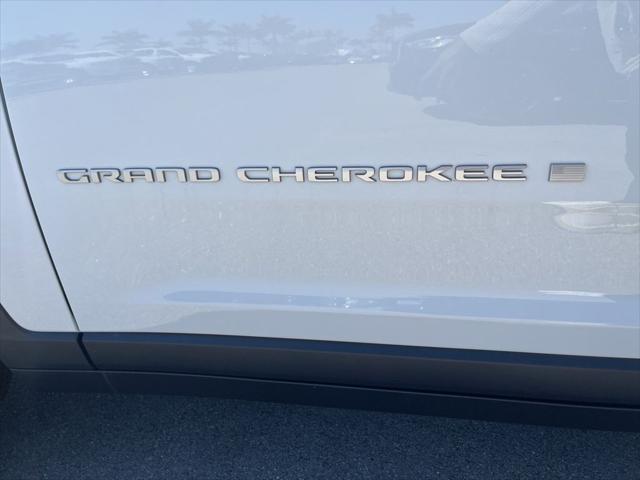 new 2025 Jeep Grand Cherokee car, priced at $41,407