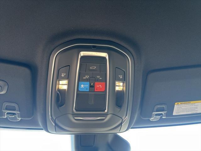 new 2025 Jeep Grand Cherokee car, priced at $41,407
