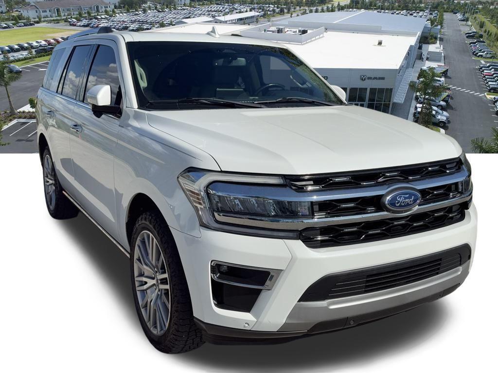 used 2022 Ford Expedition car, priced at $40,906