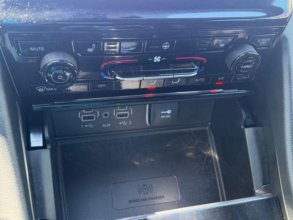 used 2024 Jeep Grand Cherokee car, priced at $31,917