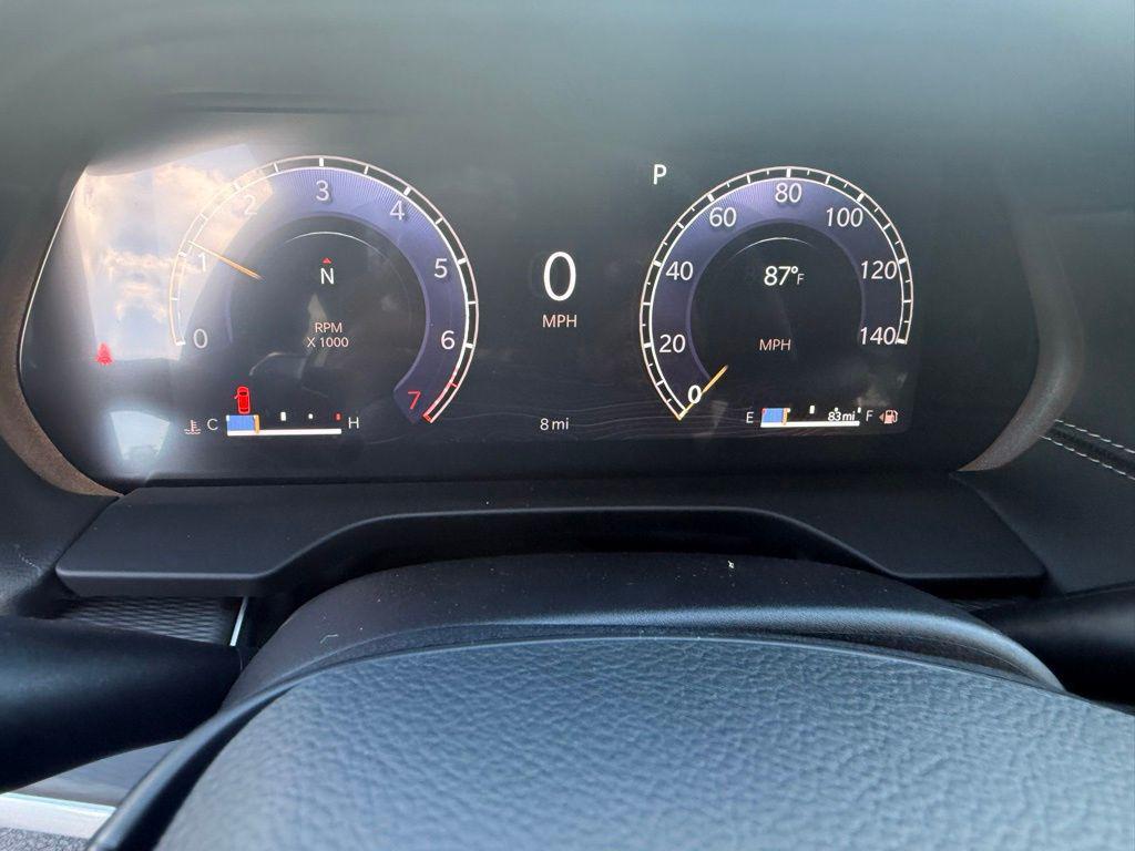 new 2025 Jeep Grand Cherokee car, priced at $36,875