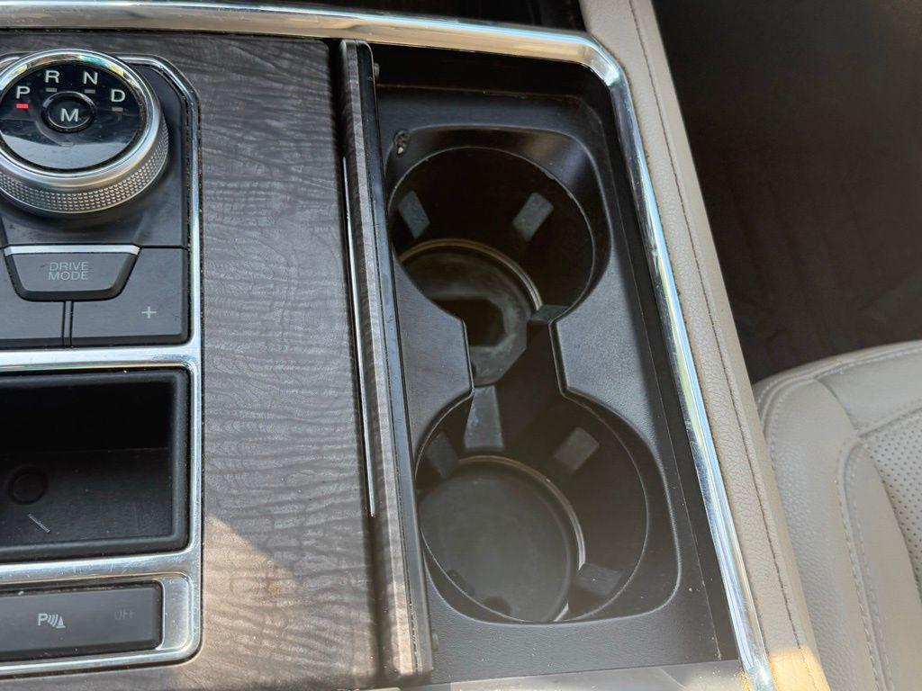 used 2020 Ford Expedition car, priced at $26,947