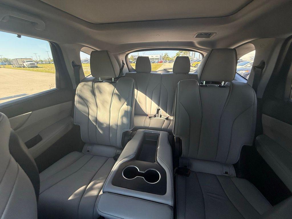 used 2023 Acura MDX car, priced at $47,150