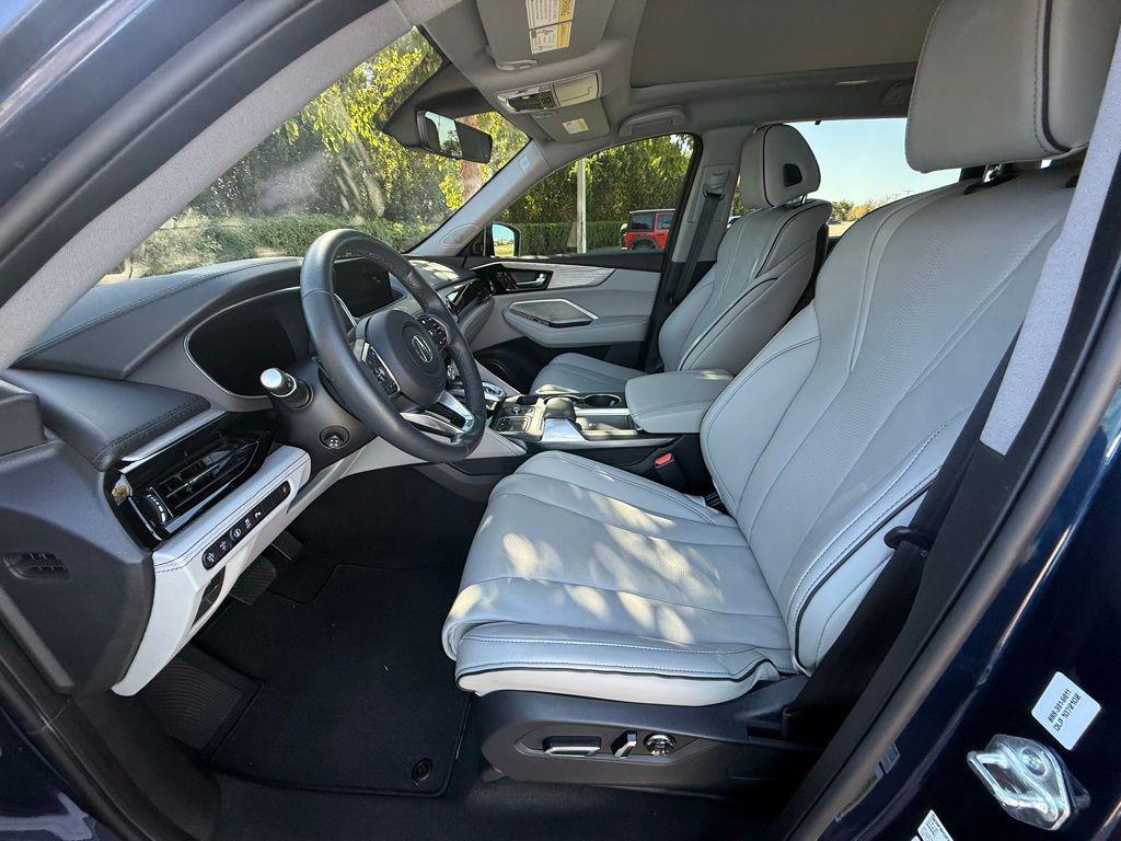 used 2023 Acura MDX car, priced at $47,150