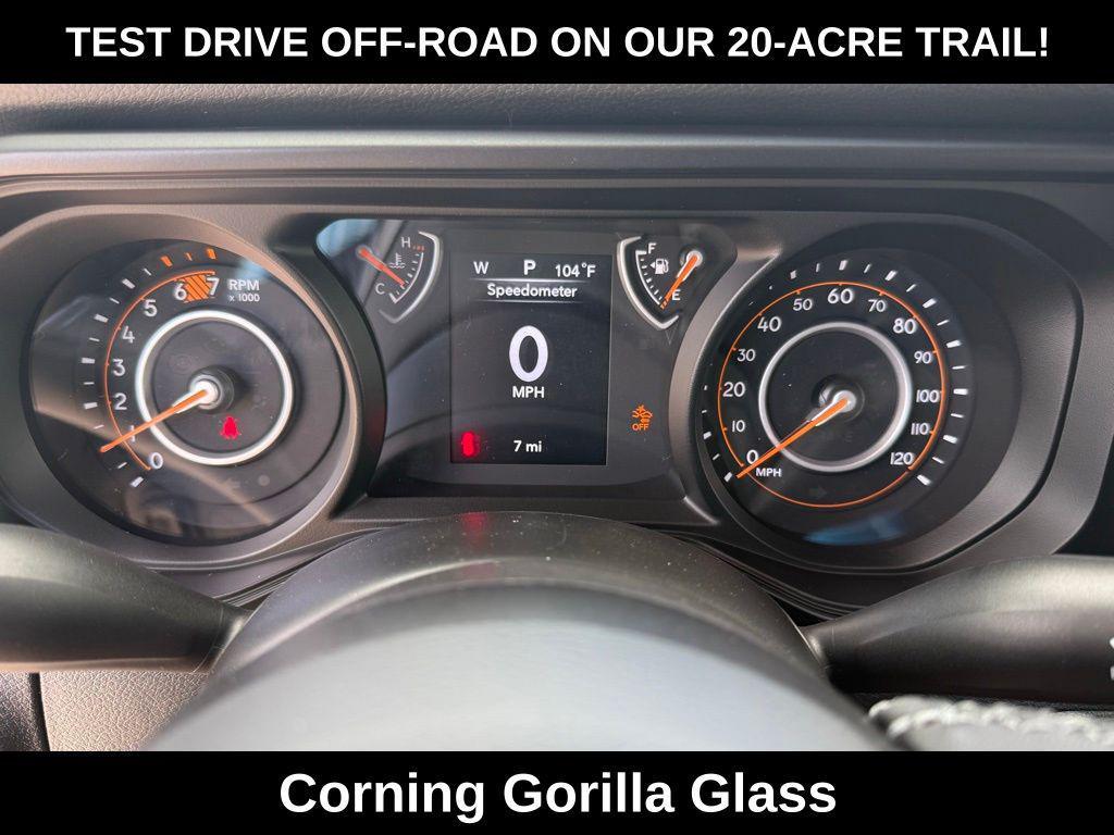 new 2025 Jeep Wrangler car, priced at $41,285