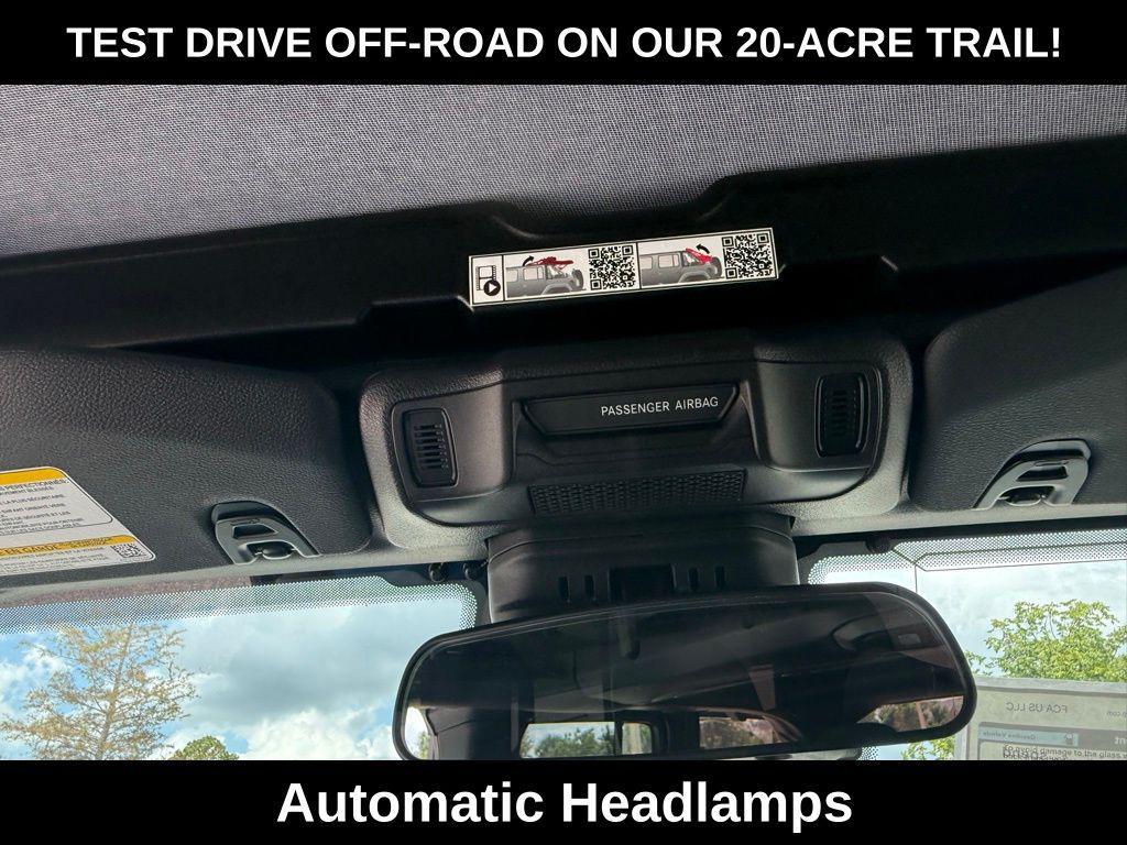 new 2025 Jeep Wrangler car, priced at $41,285