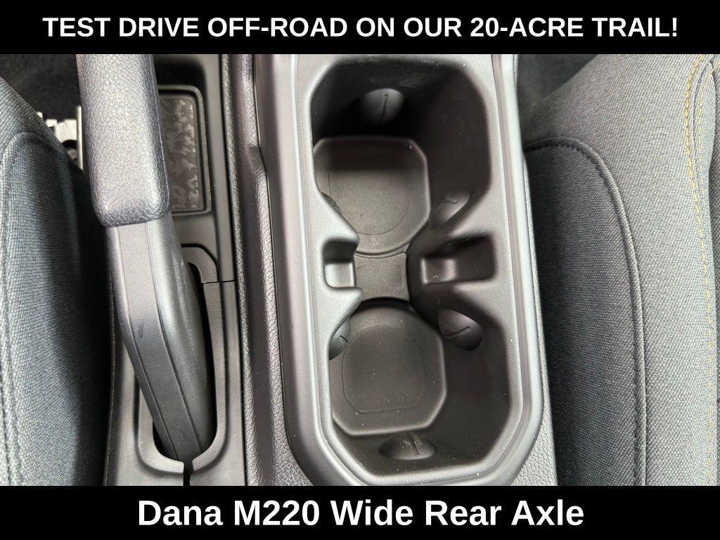 new 2025 Jeep Wrangler car, priced at $41,285