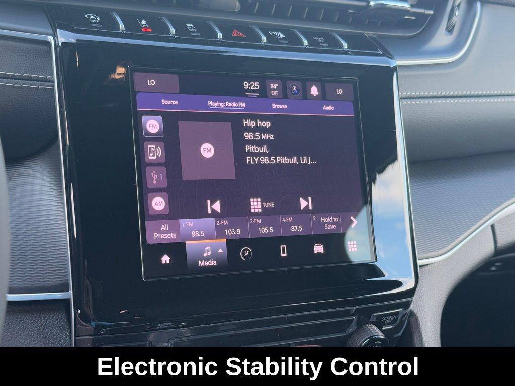 new 2025 Jeep Grand Cherokee L car, priced at $37,125