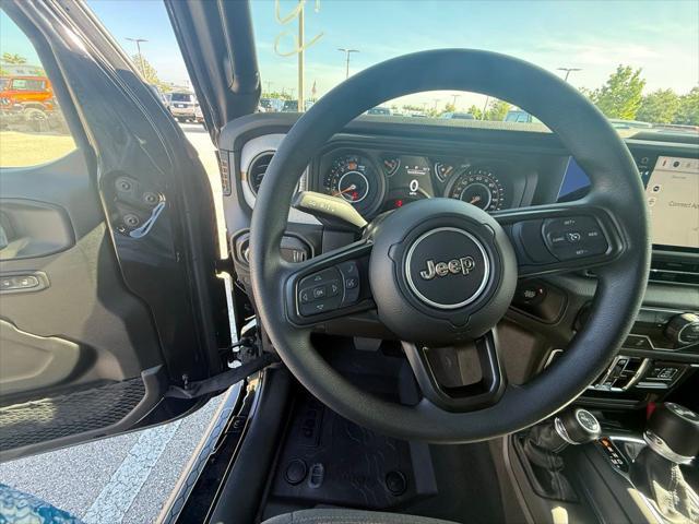 new 2025 Jeep Wrangler car, priced at $38,846
