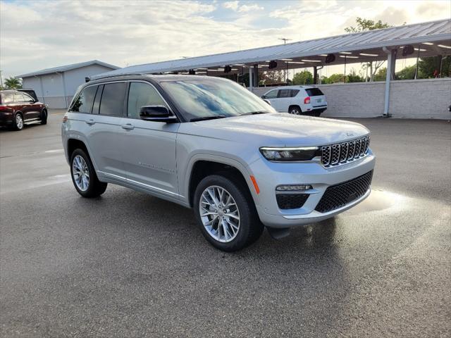 new 2024 Jeep Grand Cherokee car, priced at $58,879