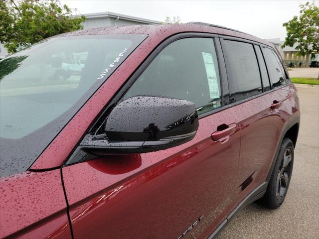 new 2025 Jeep Grand Cherokee car, priced at $44,154