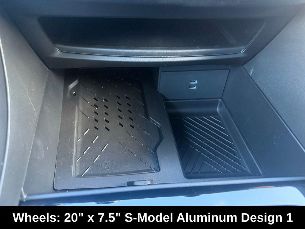 new 2026 Chrysler Pacifica car, priced at $50,255