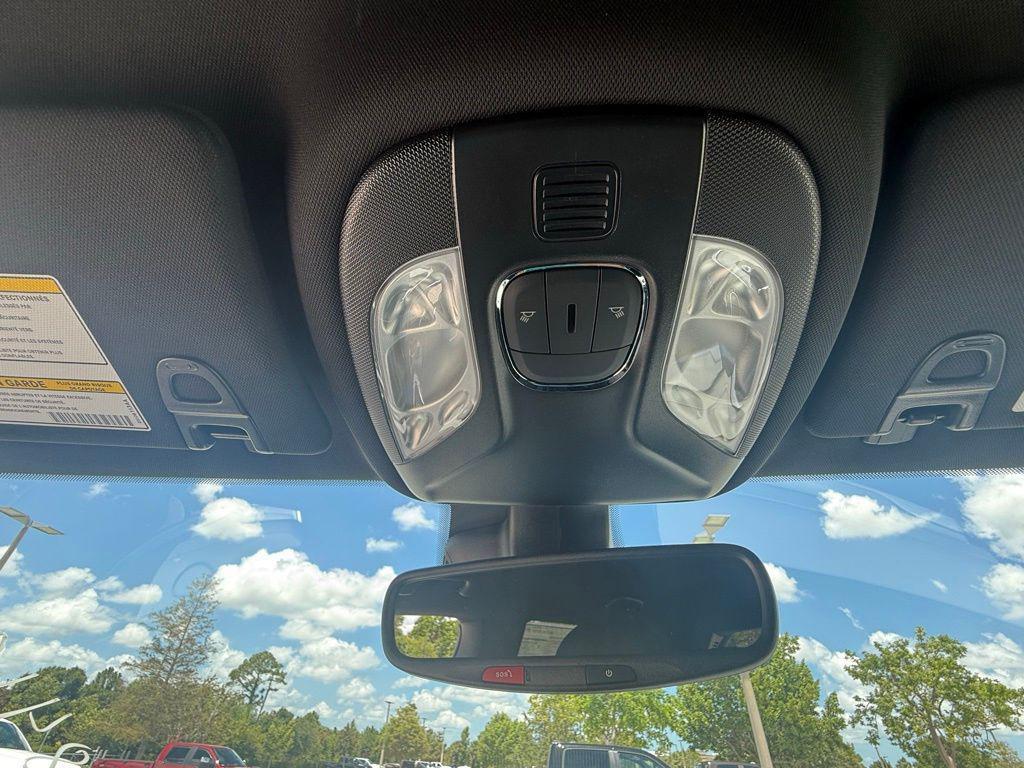 new 2025 Jeep Compass car, priced at $29,586
