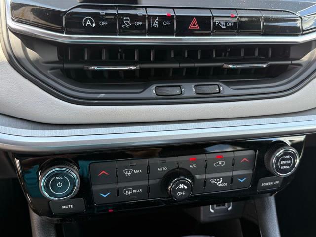 new 2025 Jeep Compass car, priced at $31,964