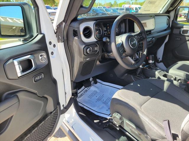 new 2024 Jeep Gladiator car, priced at $43,030