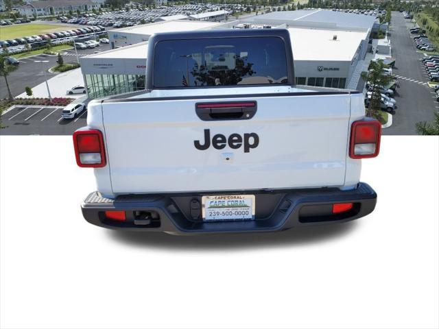 new 2024 Jeep Gladiator car, priced at $35,754