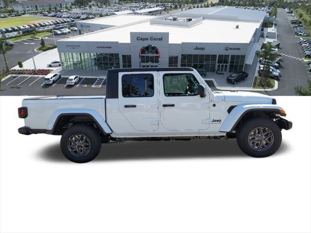 new 2024 Jeep Gladiator car, priced at $35,754