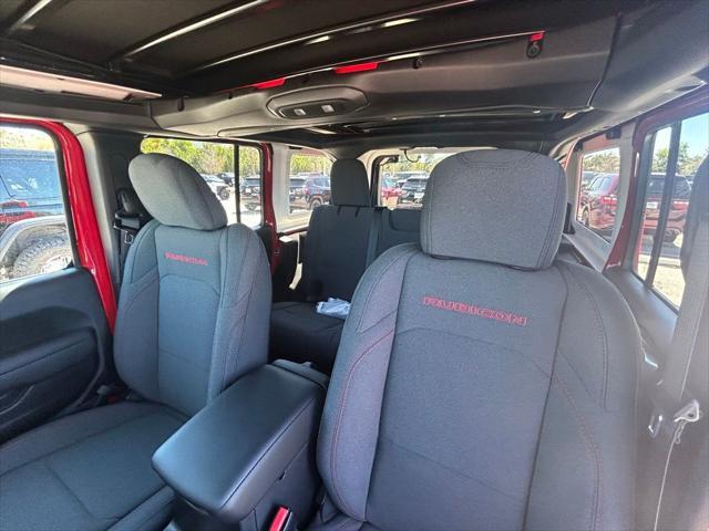new 2025 Jeep Wrangler car, priced at $55,581