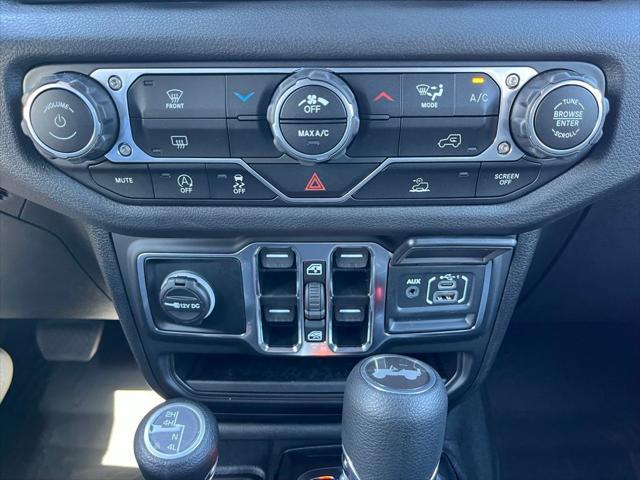 new 2025 Jeep Wrangler car, priced at $46,228