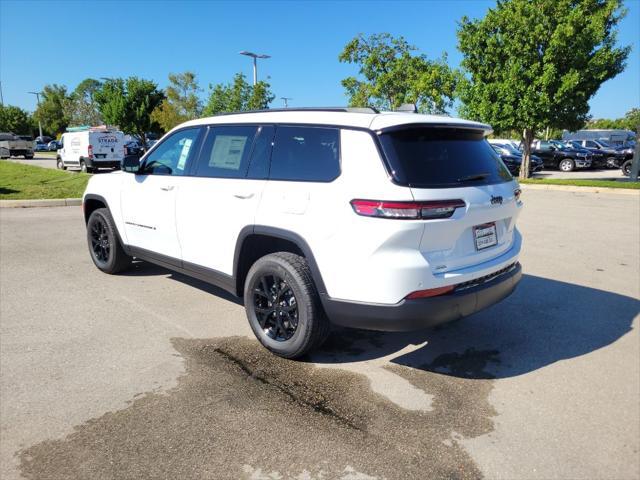 new 2024 Jeep Grand Cherokee L car, priced at $40,370