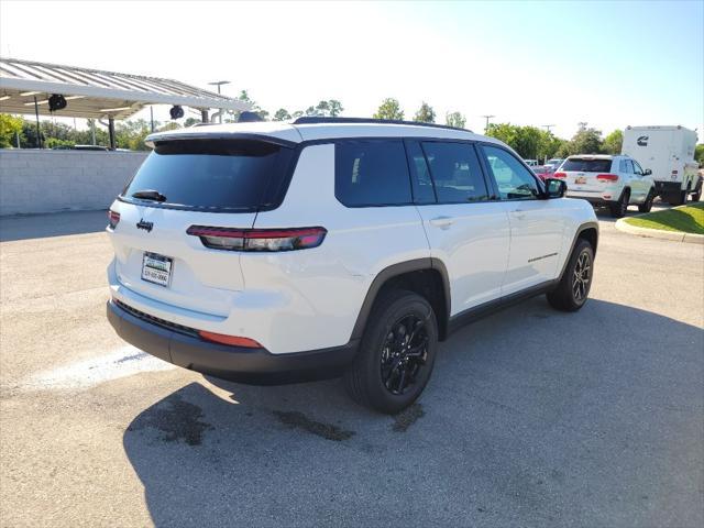 new 2024 Jeep Grand Cherokee L car, priced at $40,370