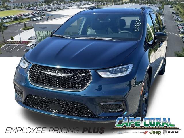 new 2025 Chrysler Pacifica car, priced at $50,863