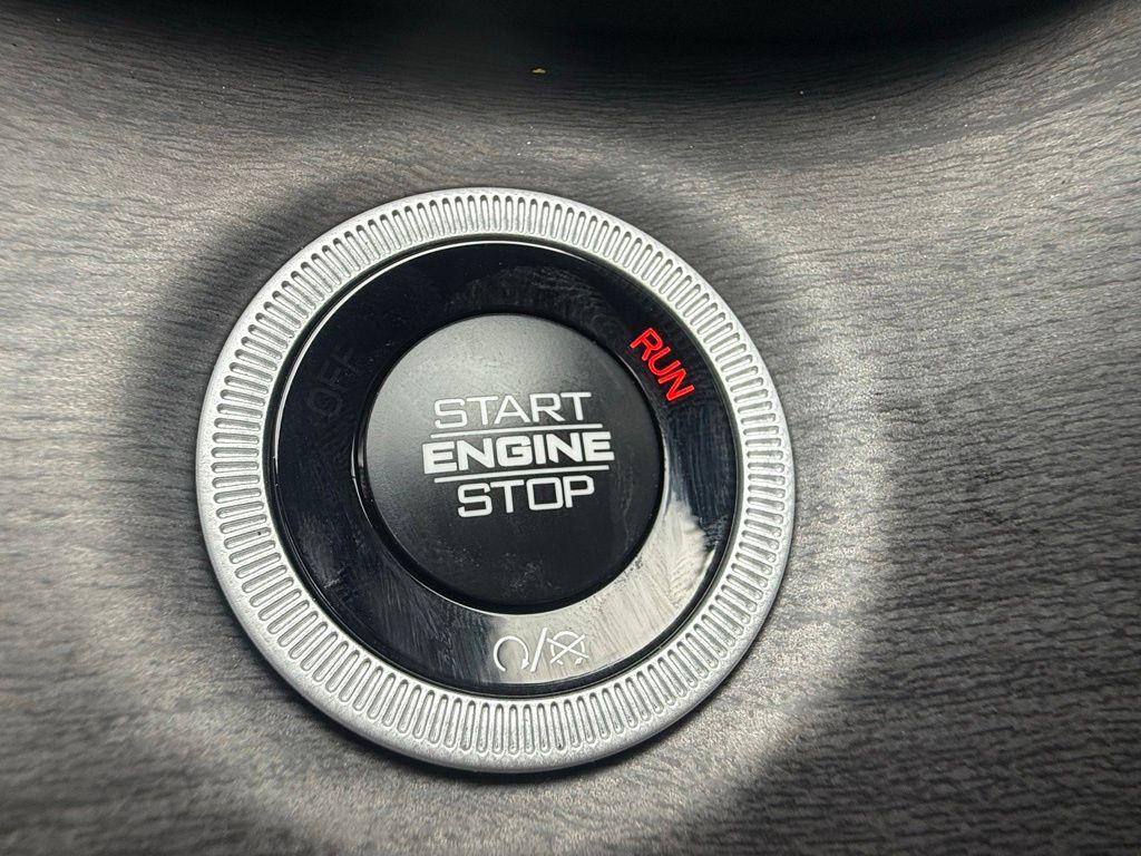 new 2025 Jeep Grand Cherokee car, priced at $44,772