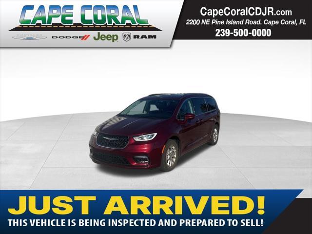 used 2021 Chrysler Pacifica car, priced at $18,985