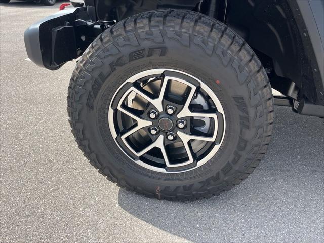 new 2025 Jeep Gladiator car, priced at $46,995