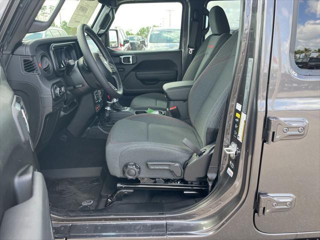 new 2025 Jeep Gladiator car, priced at $46,995