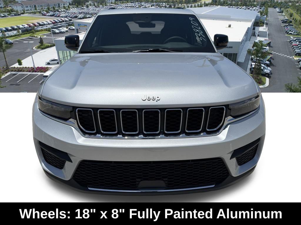 new 2025 Jeep Grand Cherokee car, priced at $35,375