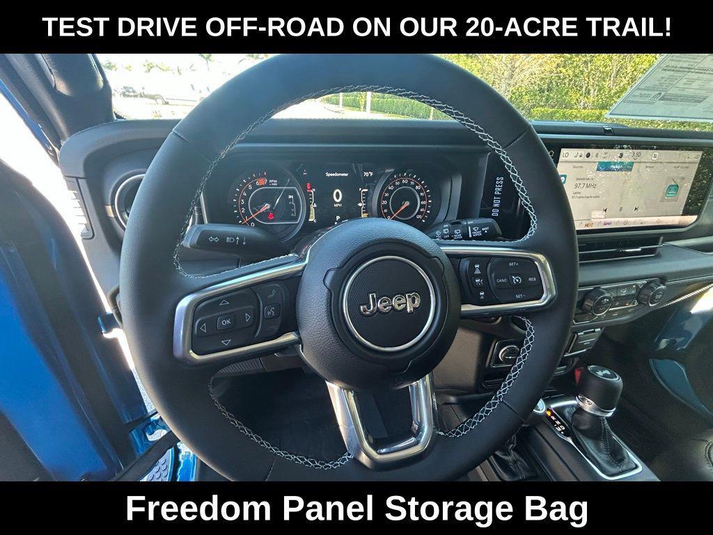 new 2025 Jeep Wrangler car, priced at $51,110