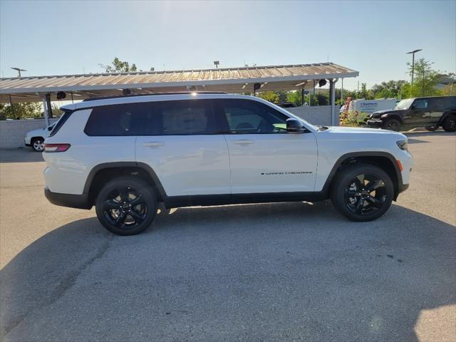 new 2024 Jeep Grand Cherokee L car, priced at $40,401