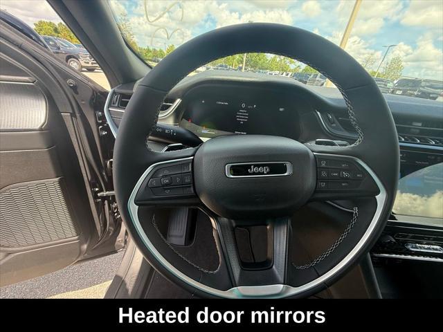 new 2025 Jeep Grand Cherokee car, priced at $41,754