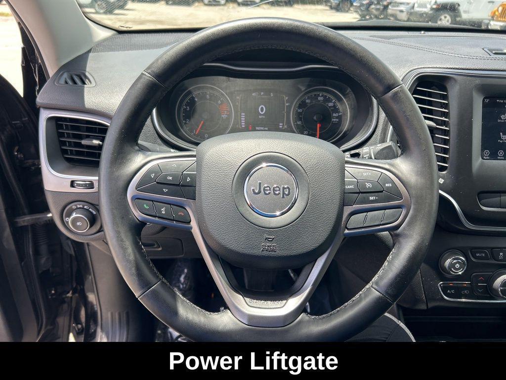 used 2020 Jeep Cherokee car, priced at $15,585