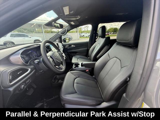 new 2025 Chrysler Pacifica car, priced at $42,114