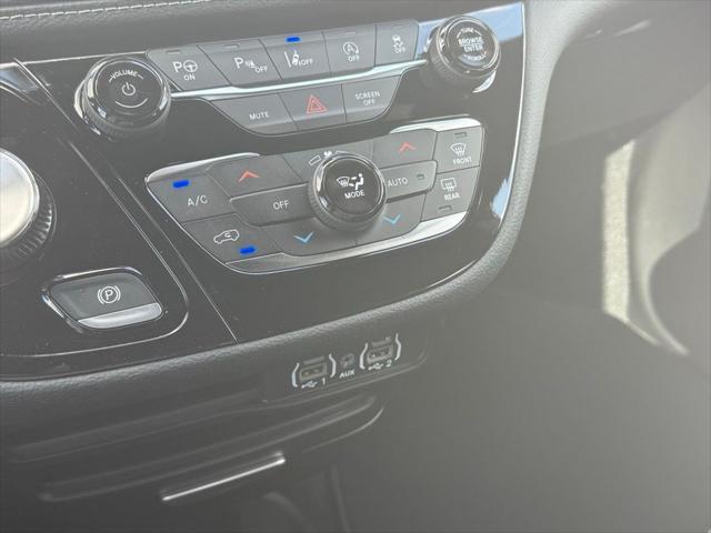 new 2025 Chrysler Pacifica car, priced at $42,114