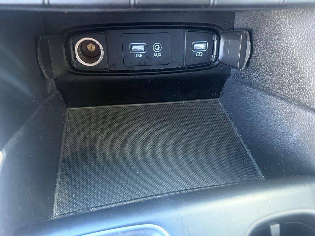 used 2019 Hyundai Santa Fe car, priced at $16,545